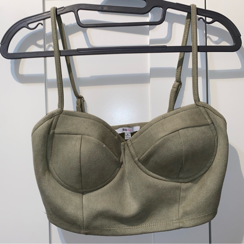 Green crop top